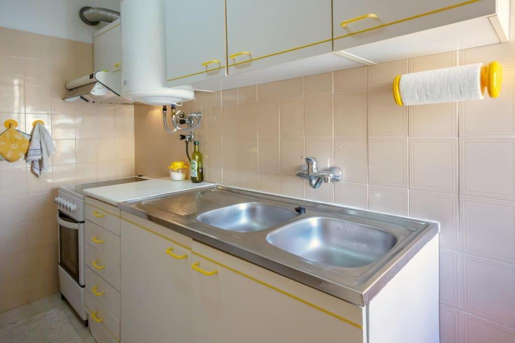 Cozy Apartment Near The Beach 포티마오 외부 사진